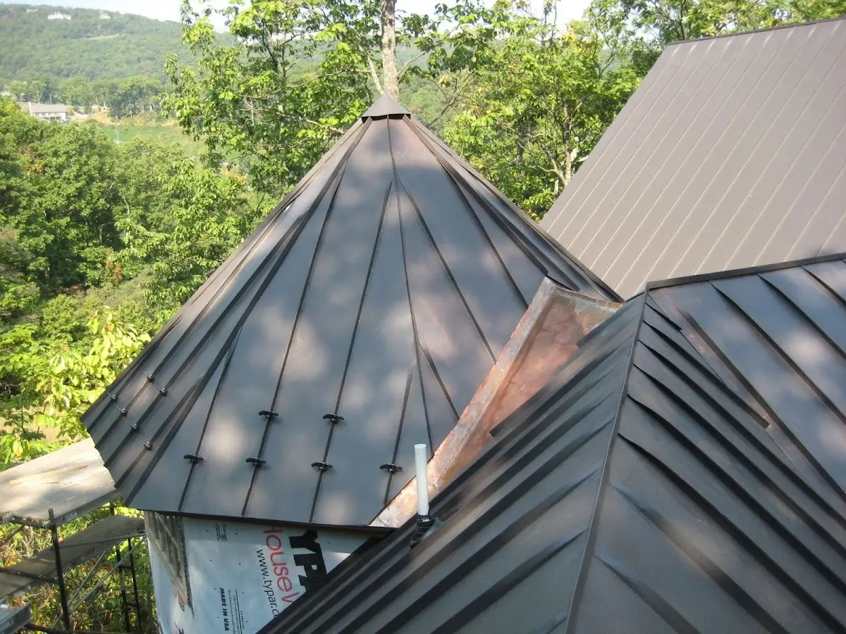 Professional Shingle Replacement & Repair by Craftsman Roofing in Eagle Heights